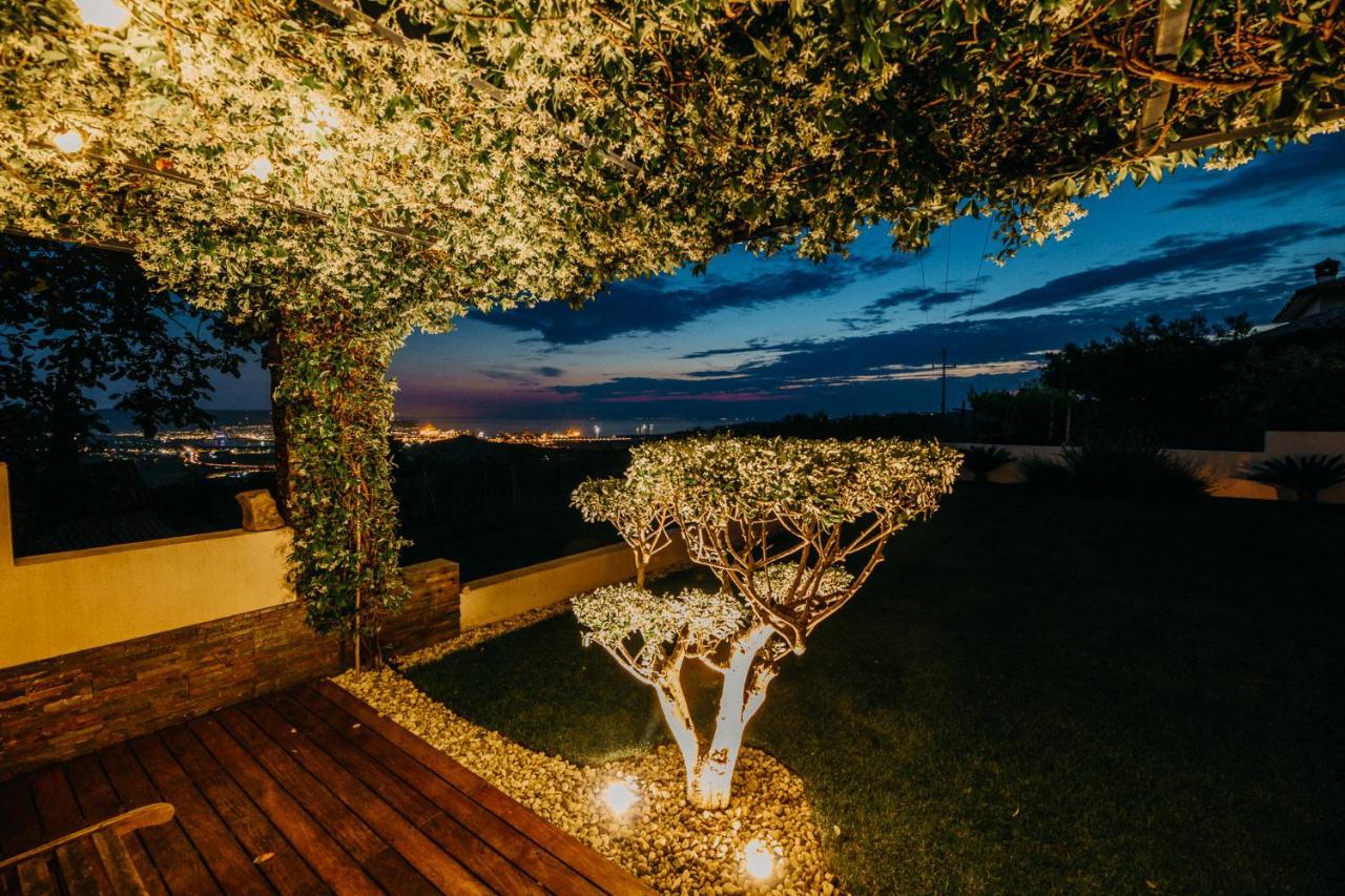 Zgornje Skofije Villa Sunset Pool & Spa Apartments מראה חיצוני תמונה